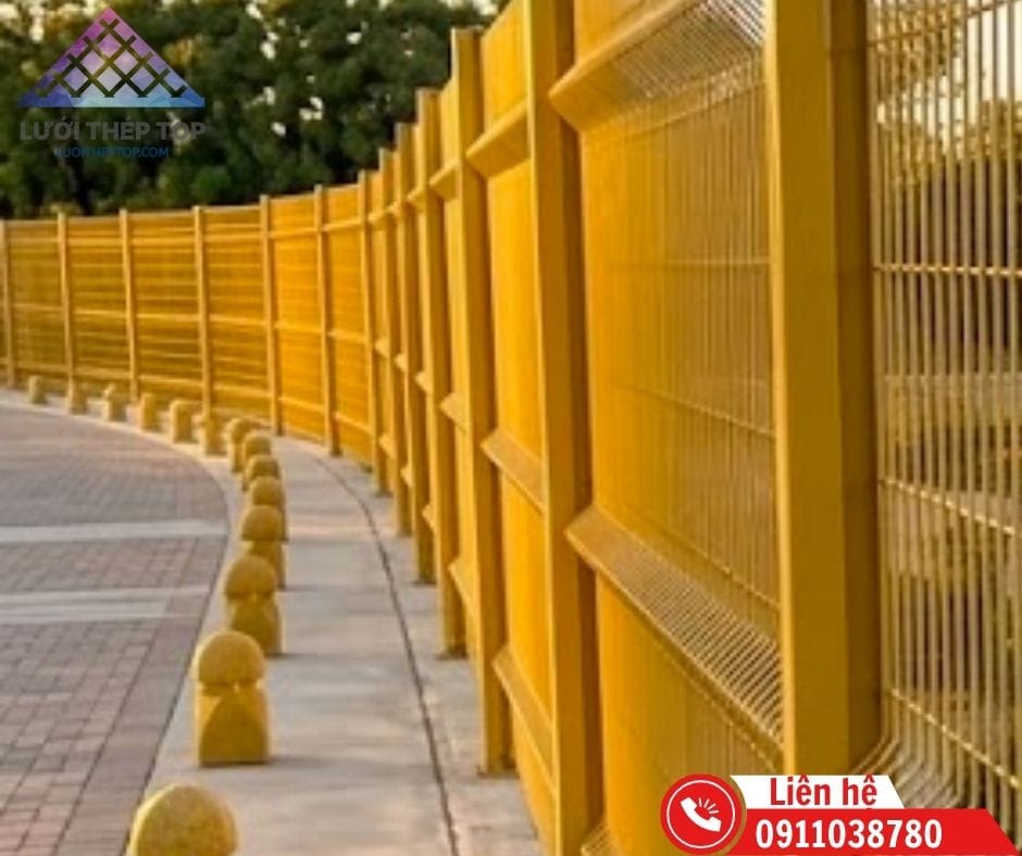 Hàng rào lưới thép hàn sơn tĩnh điện đảm bảo thẩm mỹ và đồng bộ với cảnh quan đô thị