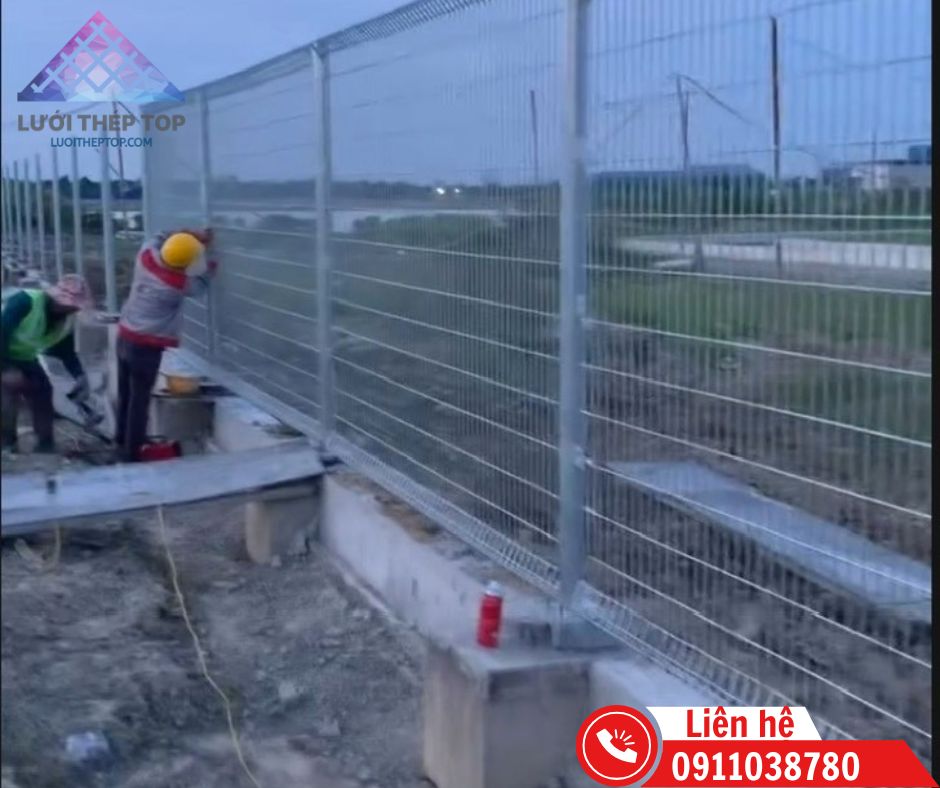 Hàng rào gập đầu tam giác hoàn thiện bằng công nghệ mạ kẽm nhúng nóng