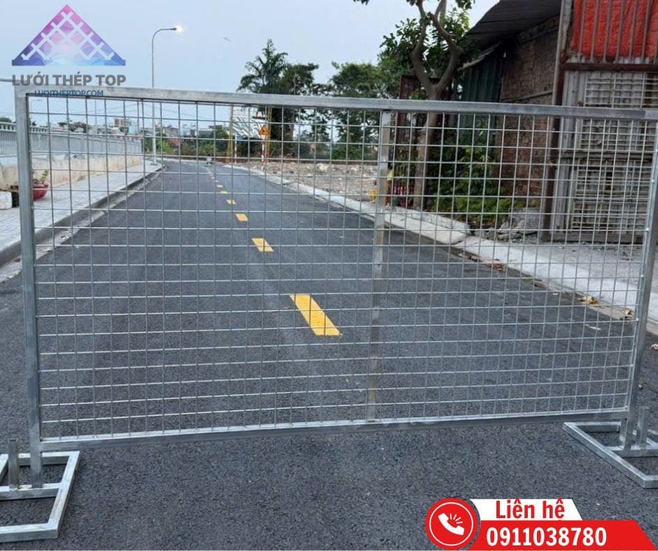 Hàng rào lưới thép hàn di động làm rào chắn ngăn sân pickeball