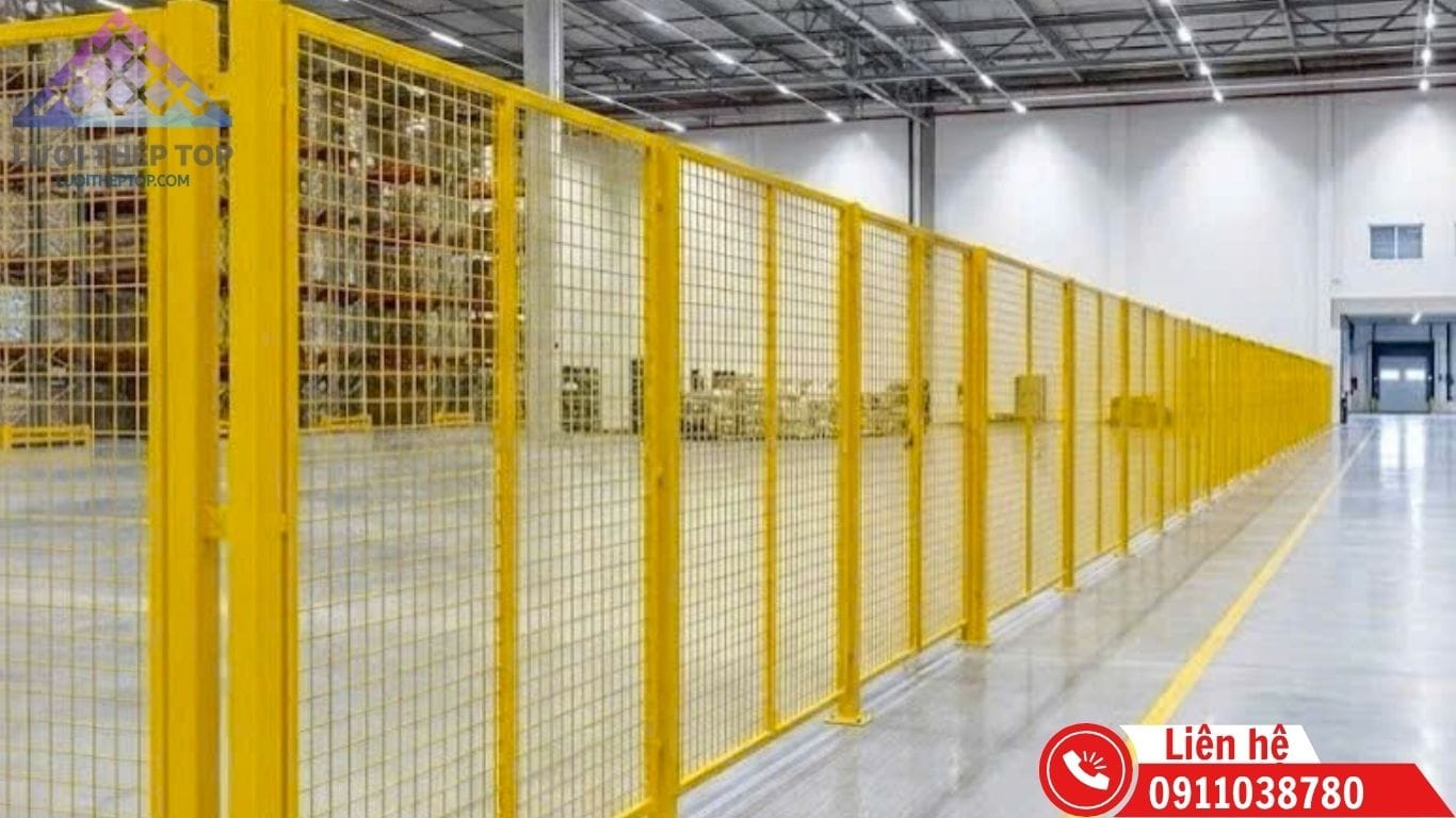 Vách Ngăn Lưới Thép Nhà Xưởng Cố Định: Hệ Khung Thép Hộp An Ninh Cao