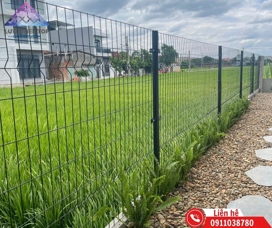 Hàng Rào Lưới Thép Hàn Tại HCM: Bảng Báo Giá & Quy Trình Thi Công Chuẩn