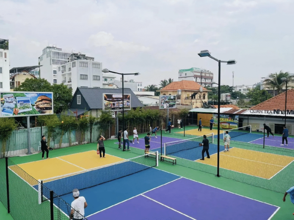 ý tưởng hàng rào pickleball ở Việt Nam