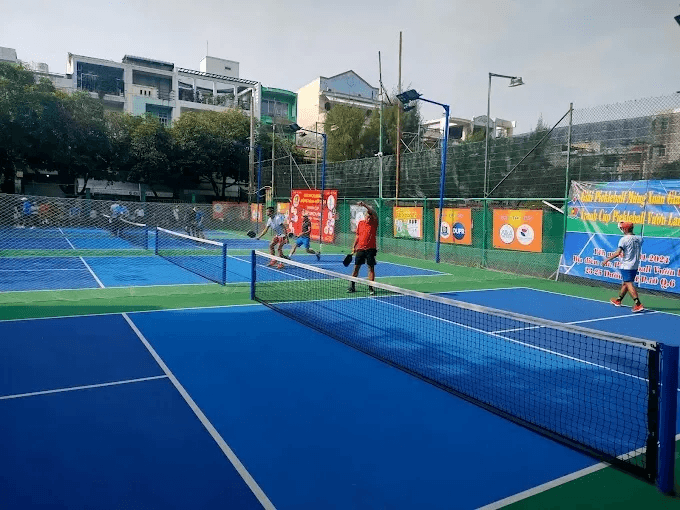 ý tưởng hàng rào pickleball ở Việt Nam