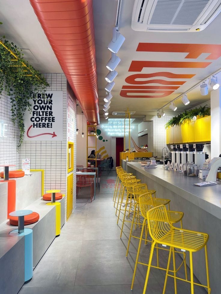 Ý tưởng hàng rào lưới thép hàn trang trí cho quán cafe
