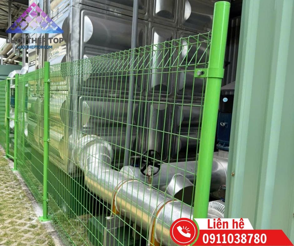Thi công lắp đặt hàng rào lưới thép chấn sóng giá tận xưởng tại Đà Nẵng.